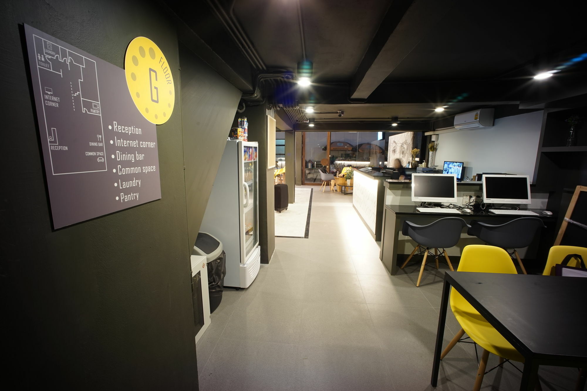 Brb Hostel Bangkok Silom Exterior photo