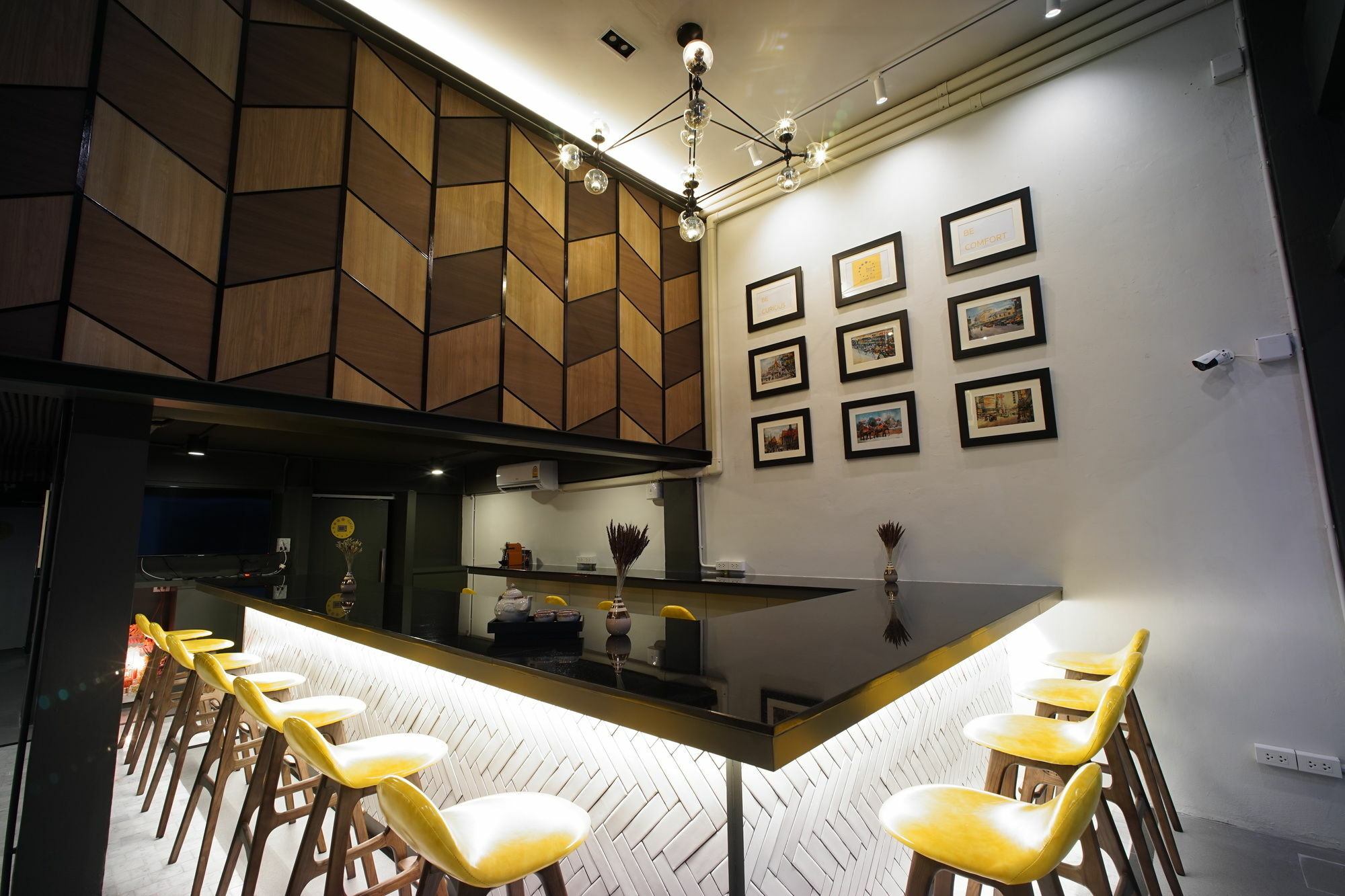 Brb Hostel Bangkok Silom Exterior photo